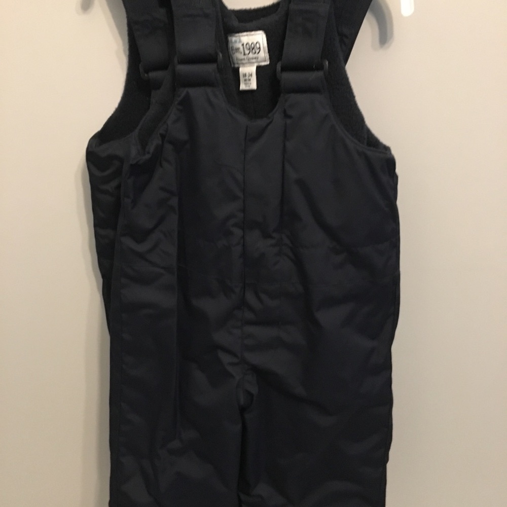 Snow pants $8